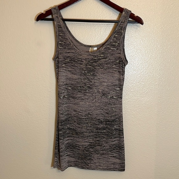 𝅺bke Sleeveless Tank Top - Picture 1 of 10